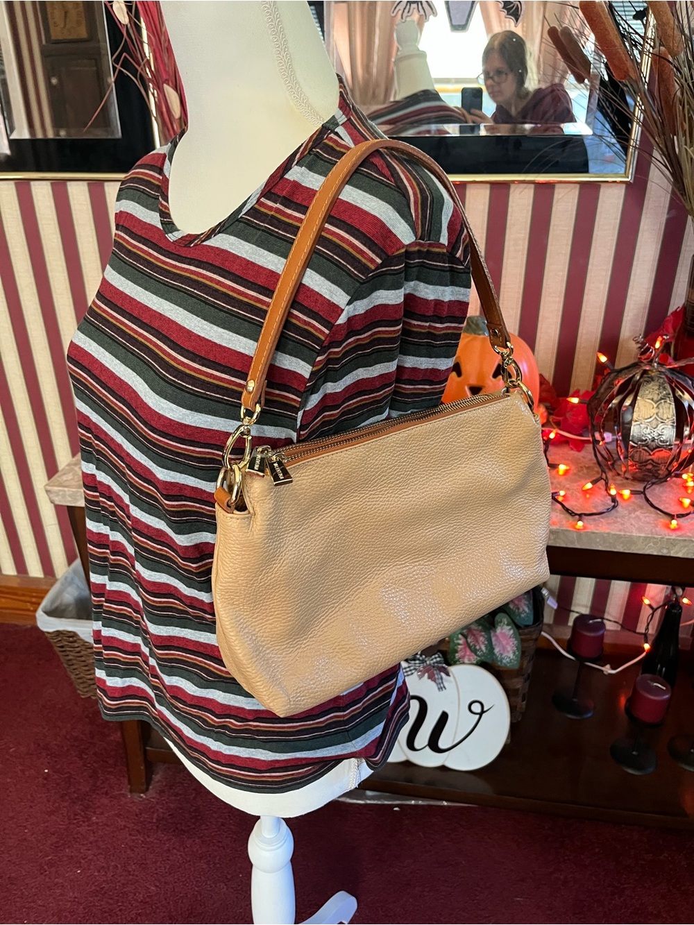 Valentina Shoulder bag with detachable crossbody strap